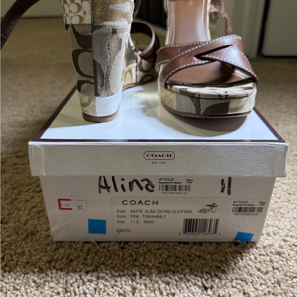 Coach sandals wore once Alina size 11 brown - Picture 3 of 5